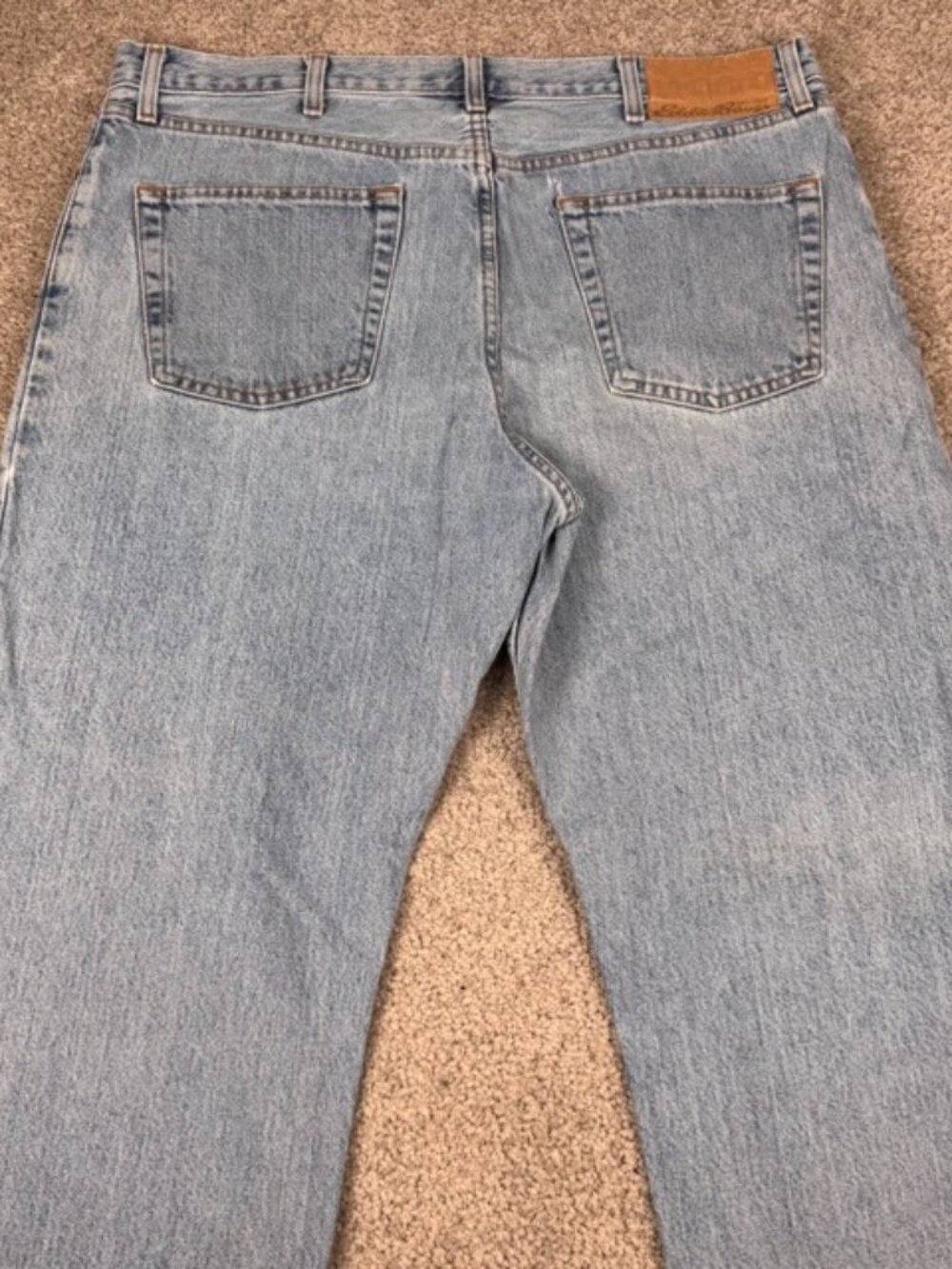 VTG Eddie Bauer Relaxed Fit Jeans Straight Leg Mens 36x30 Light Wash Distressed